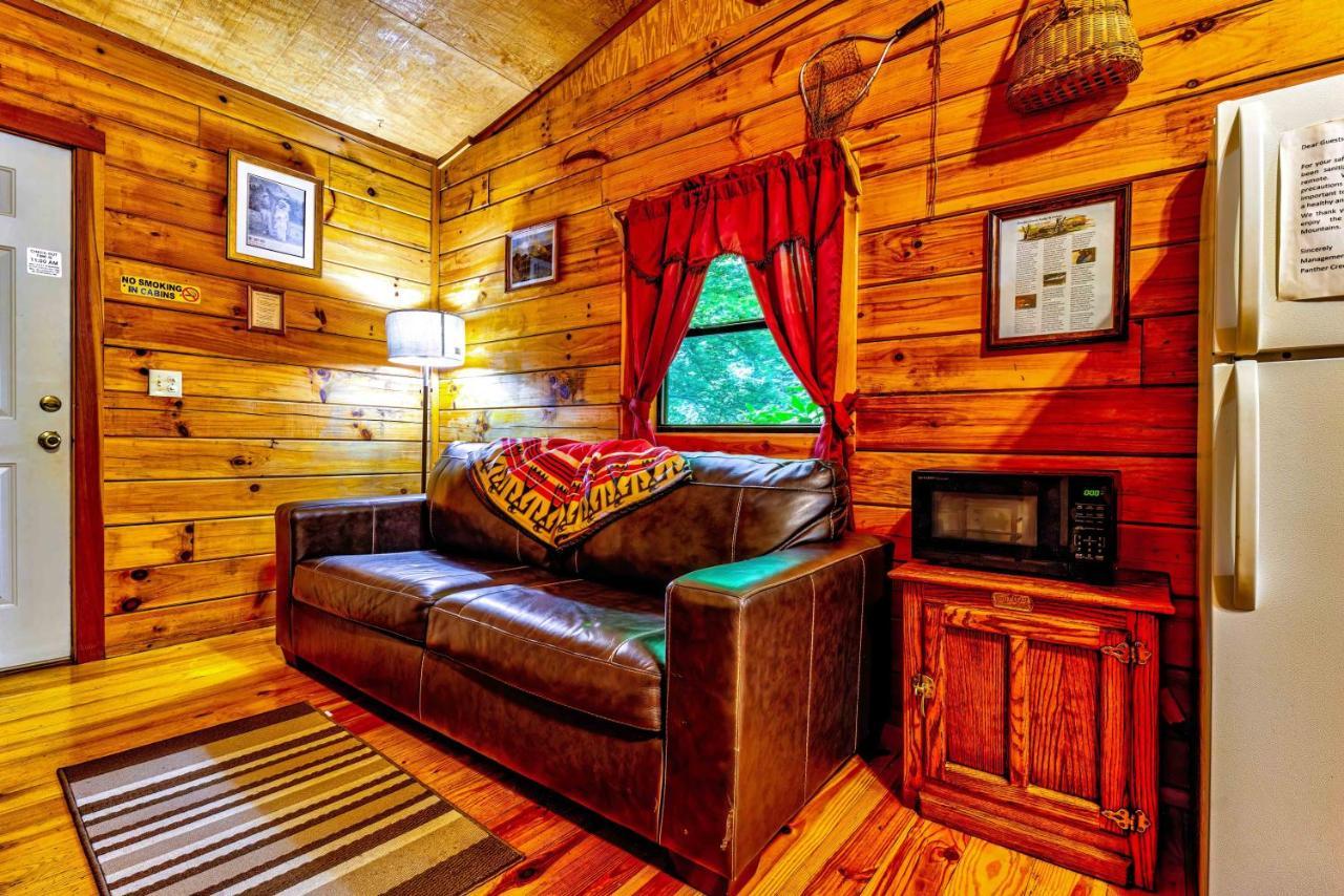 Panther Creek Cabins Cherokee Exterior photo
